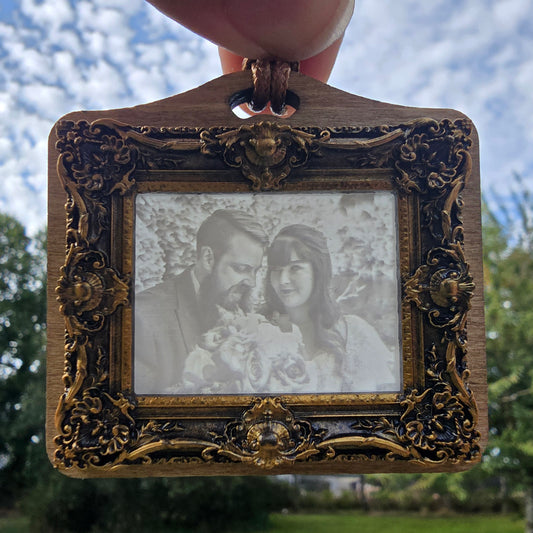Personalised Photo Keyring | Light-Reveal Keepsake