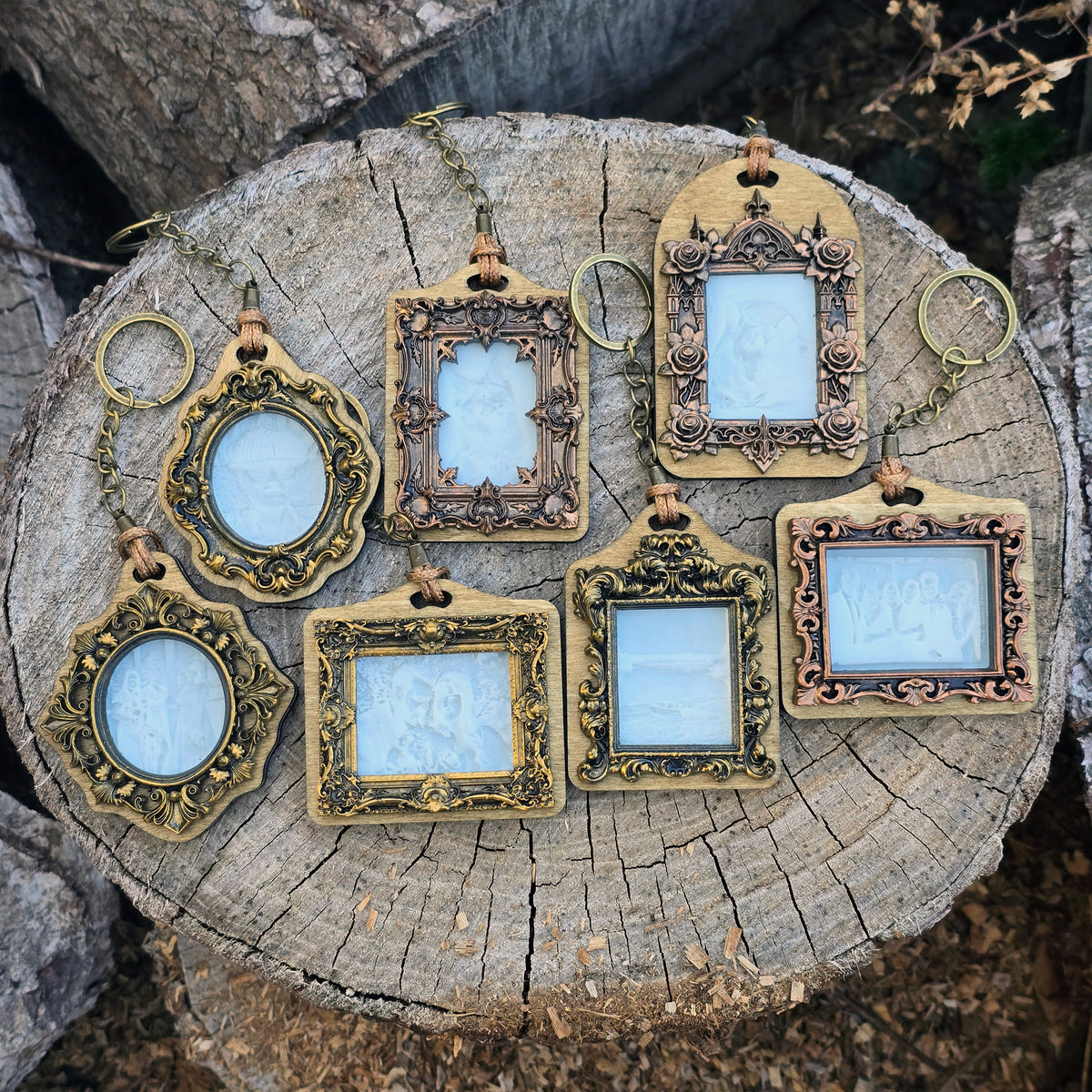 Personalised photo keyring with decorative frame and hidden photograph revealed when held to light